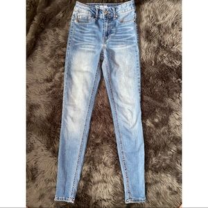 No Boundaries Skinny Jeans